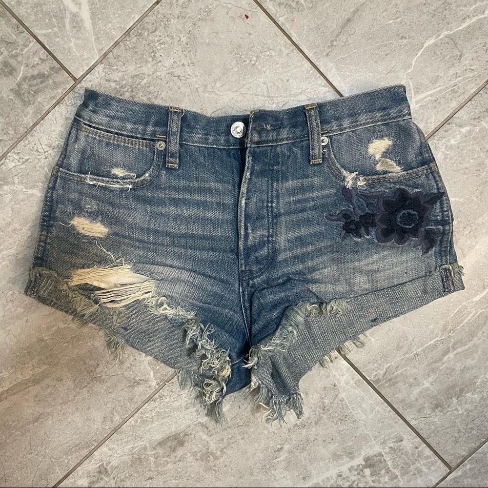 Abercrombie High Rise Short